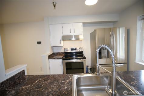215 SW 100th Street Everett WA 98201