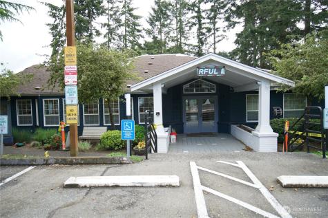 215 SW 100th Street Everett WA 98201