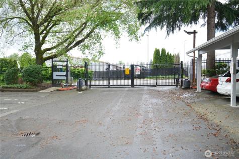 215 SW 100th Street Everett WA 98201