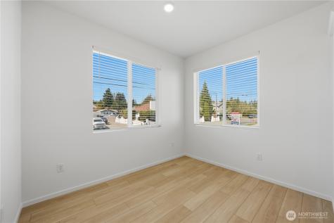 9811 31st Avenue SE Everett WA 98208