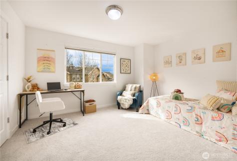 1947 NE Killian Lane Issaquah WA 98029