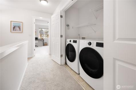 1947 NE Killian Lane Issaquah WA 98029