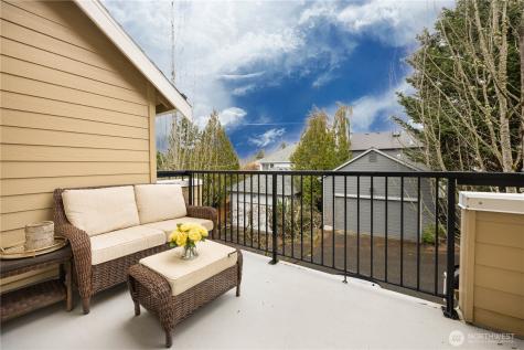 1947 NE Killian Lane Issaquah WA 98029