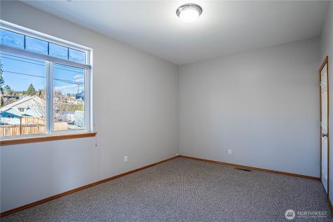 744 Wapato Way Manson WA 98831