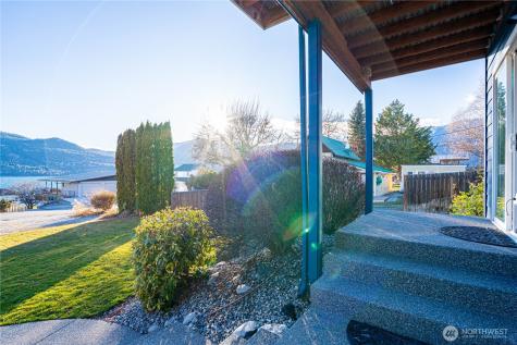 744 Wapato Way Manson WA 98831