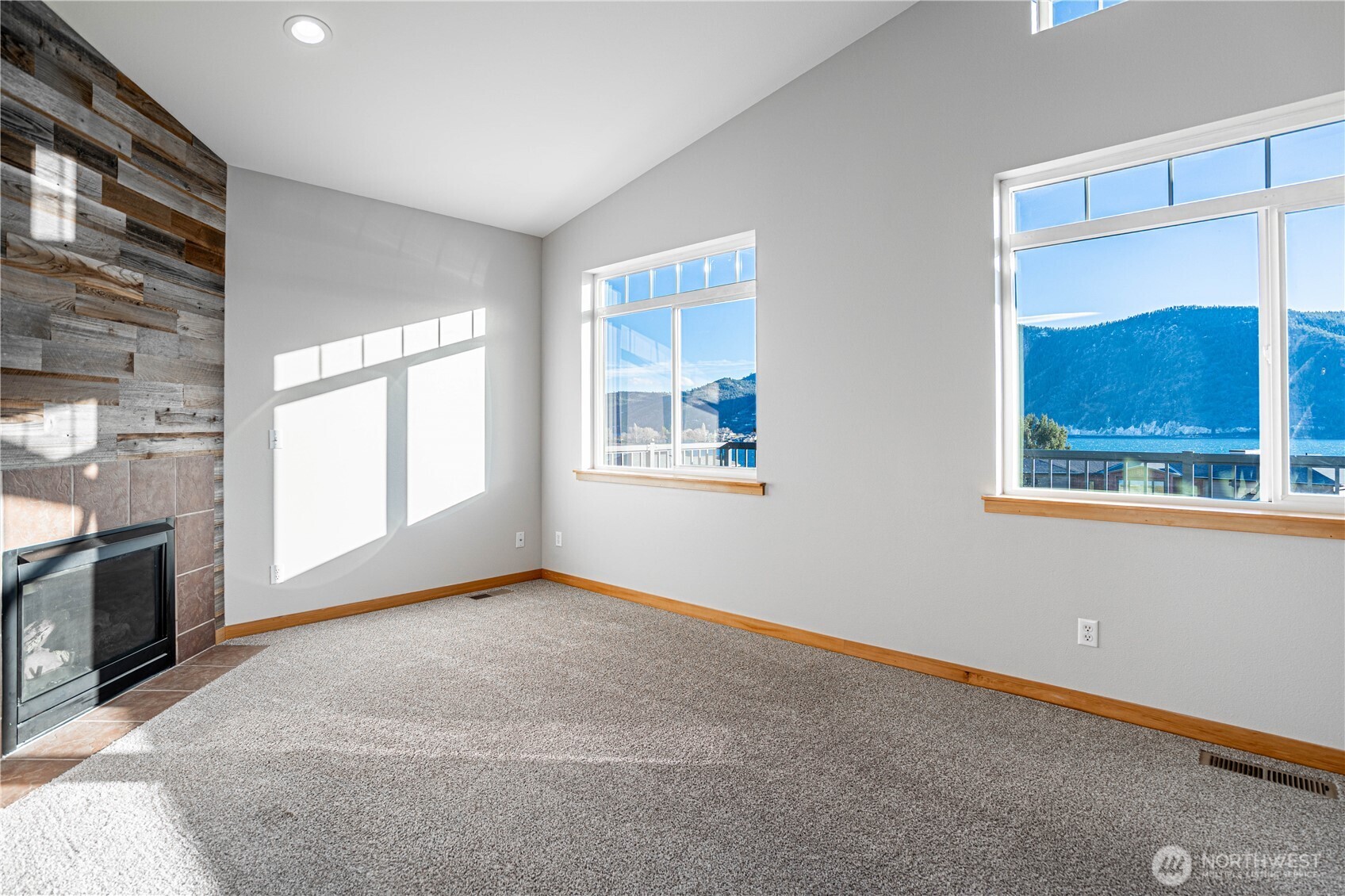 744 Wapato Way Manson WA 98831