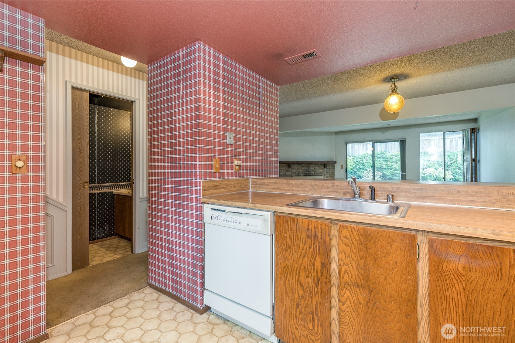 317 SW 112th Street Seattle WA 98146