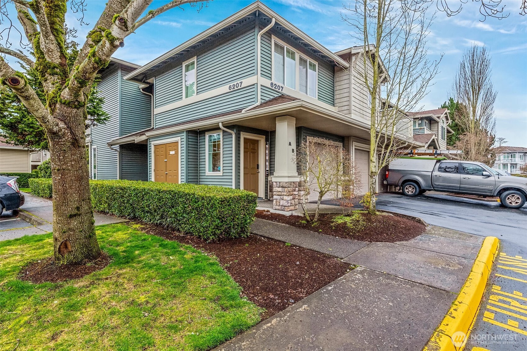 6207 Hazel Loop SE Auburn WA 98092