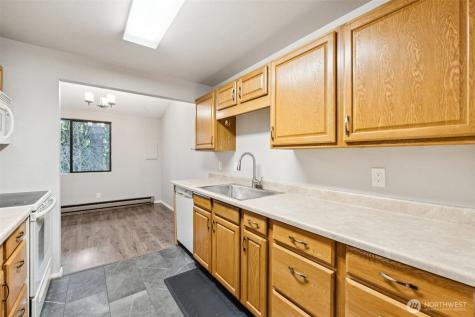 5502 220th Street SW Mountlake Terrace WA 98043