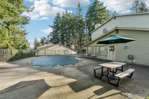 5502 220th Street SW Mountlake Terrace WA 98043