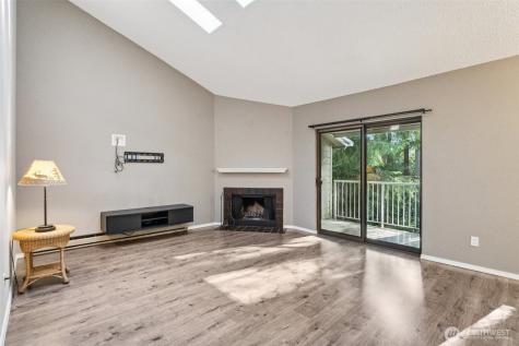 5502 220th Street SW Mountlake Terrace WA 98043
