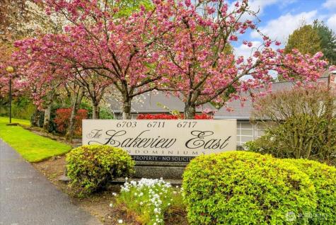 6717 110th Avenue NE Kirkland WA 98033
