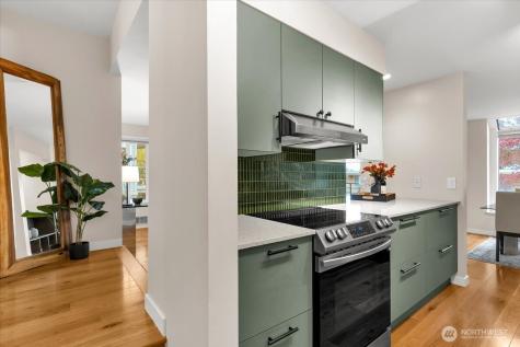 6717 110th Avenue NE Kirkland WA 98033