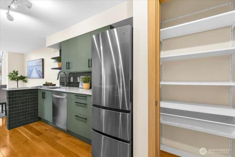 6717 110th Avenue NE Kirkland WA 98033