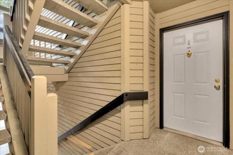 6717 110th Avenue NE Kirkland WA 98033