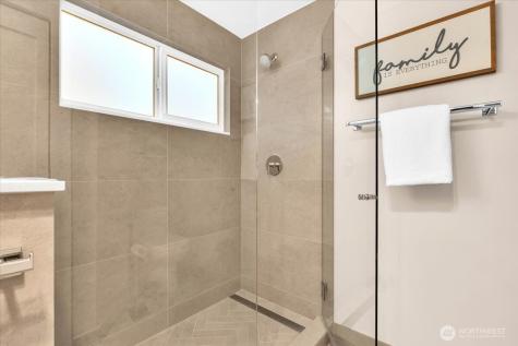 6717 110th Avenue NE Kirkland WA 98033