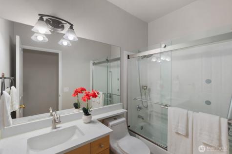4493 248th Lane SE Sammamish WA 98029