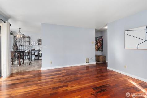 11419 99th Place NE Kirkland WA 98033
