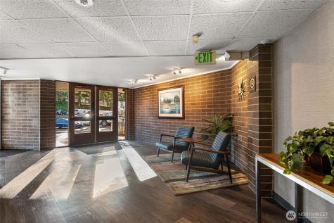 9500 Rainier Avenue S Seattle WA 98118