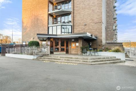 9500 Rainier Avenue S Seattle WA 98118