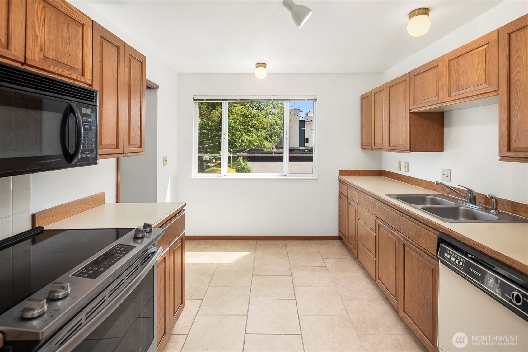 1312 S Massachusetts Street Seattle WA 98144