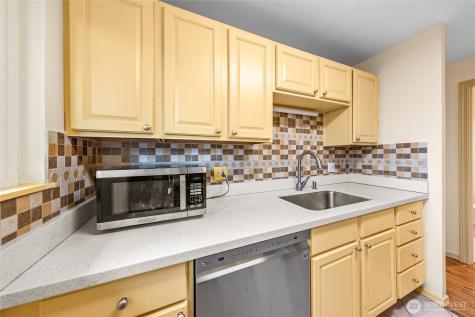 5713 122nd Avenue SE Bellevue WA 98006