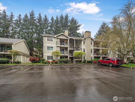 6527 200th Street SW Lynnwood WA 98036