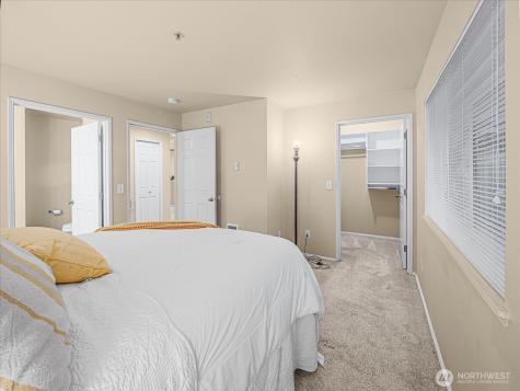 6527 200th Street SW Lynnwood WA 98036