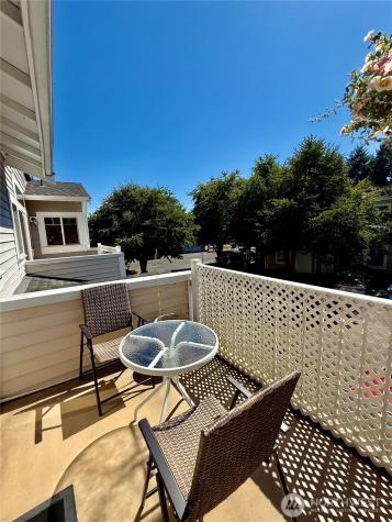 5804 S 234th Place Kent WA 98032