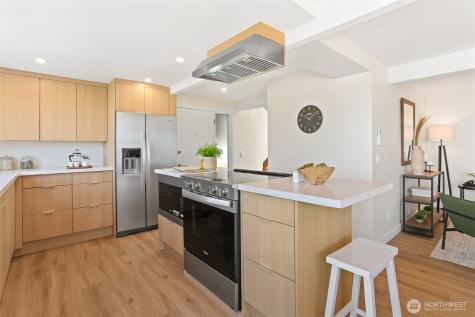 2122 Halleck Avenue SW Seattle WA 98116