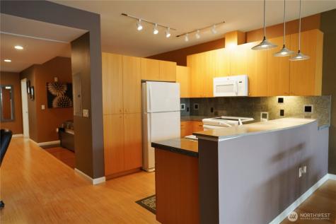 17 Mercer Street Seattle WA 98119