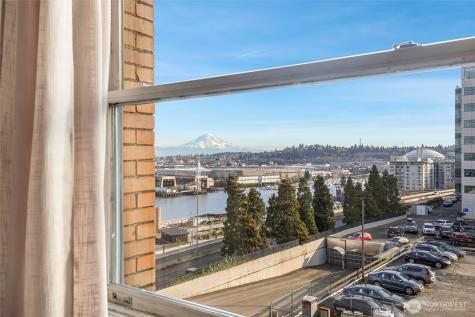 1120 Cliff Avenue Tacoma WA 98402
