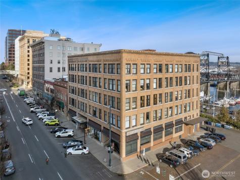 1120 Cliff Avenue Tacoma WA 98402