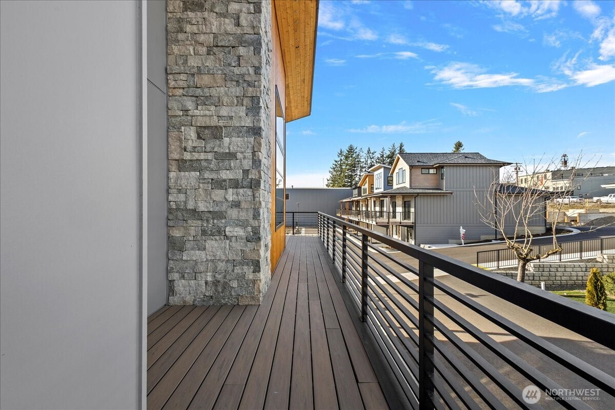 120 Skipping Stone Loop Lynden WA 98264
