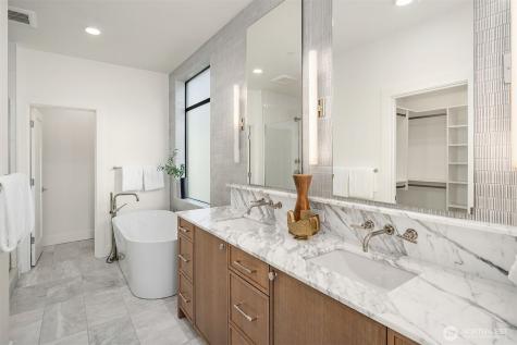14315 NE 148th Place Woodinville WA 98072