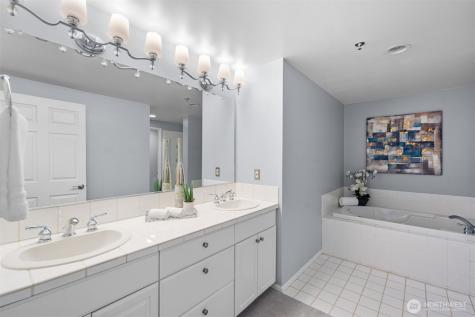 177 107th Avenue NE Bellevue WA 98004