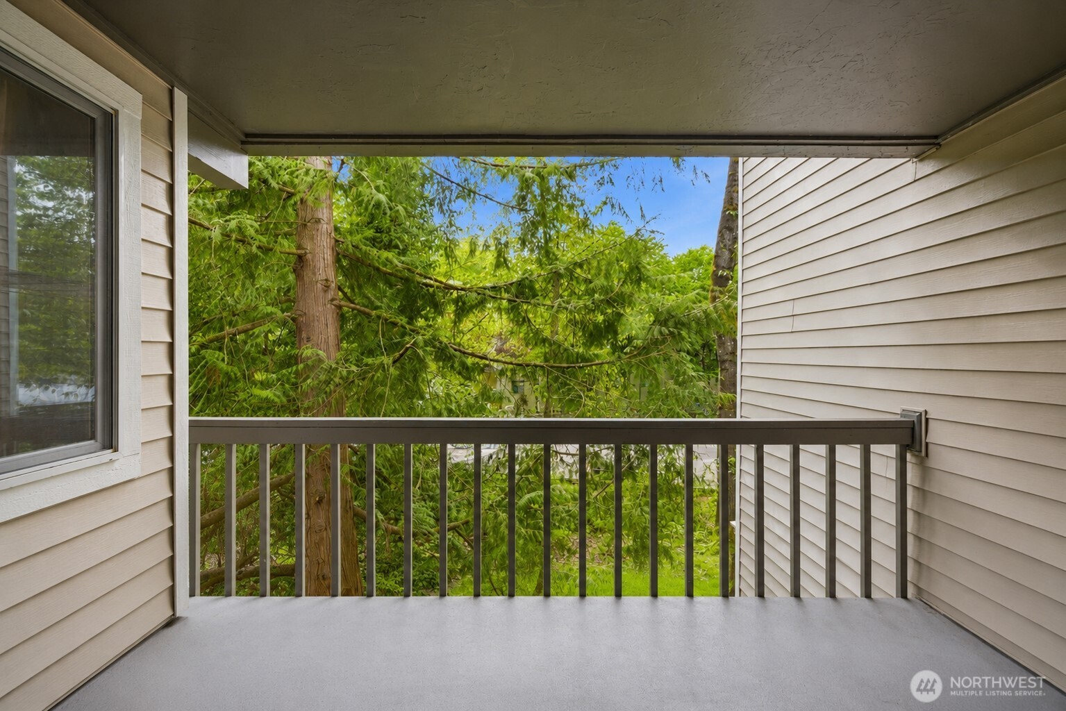 2721 NE 195th Street Lake Forest Park WA 98155