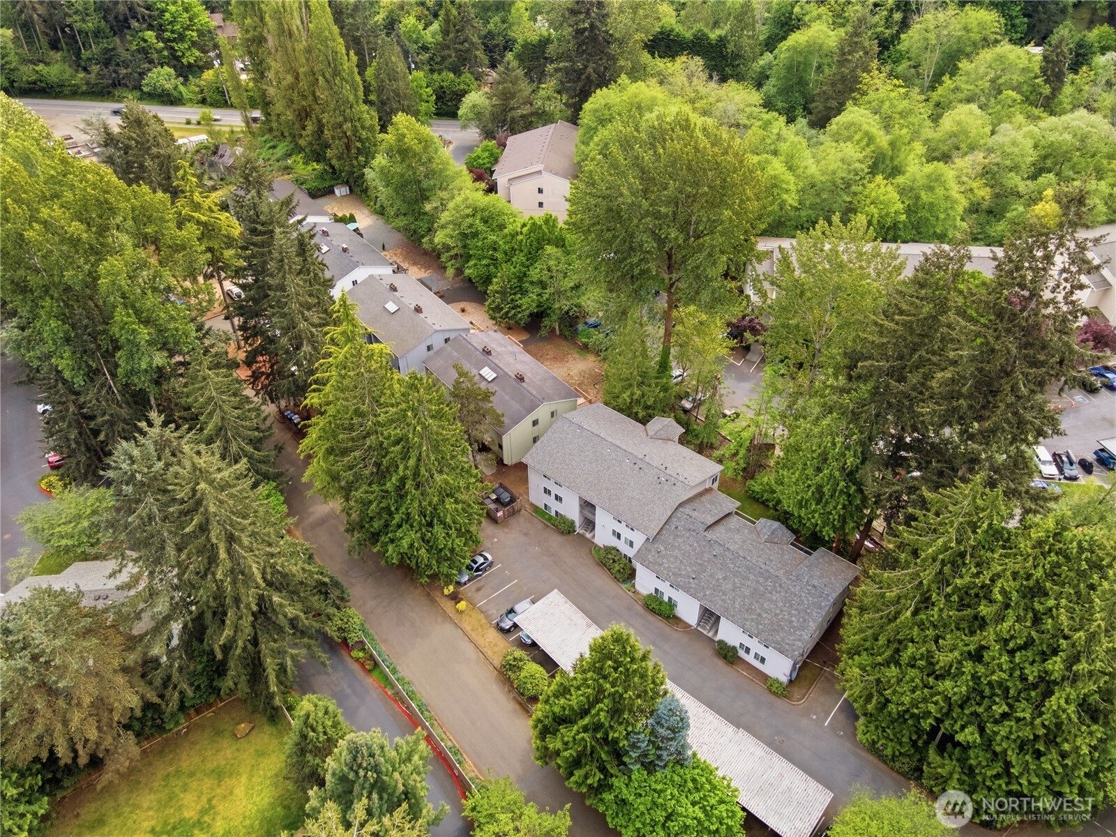 2721 NE 195th Street Lake Forest Park WA 98155