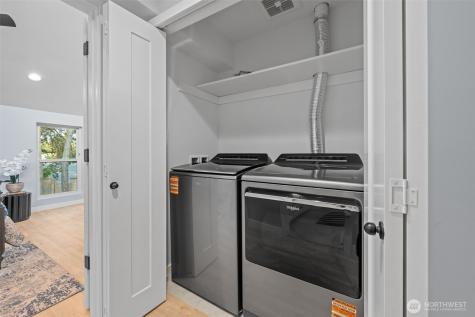 6439 NE 139th Avenue Redmond WA 98052