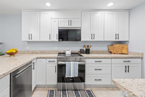 6439 NE 139th Avenue Redmond WA 98052