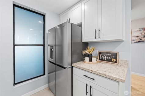 6439 NE 139th Avenue Redmond WA 98052