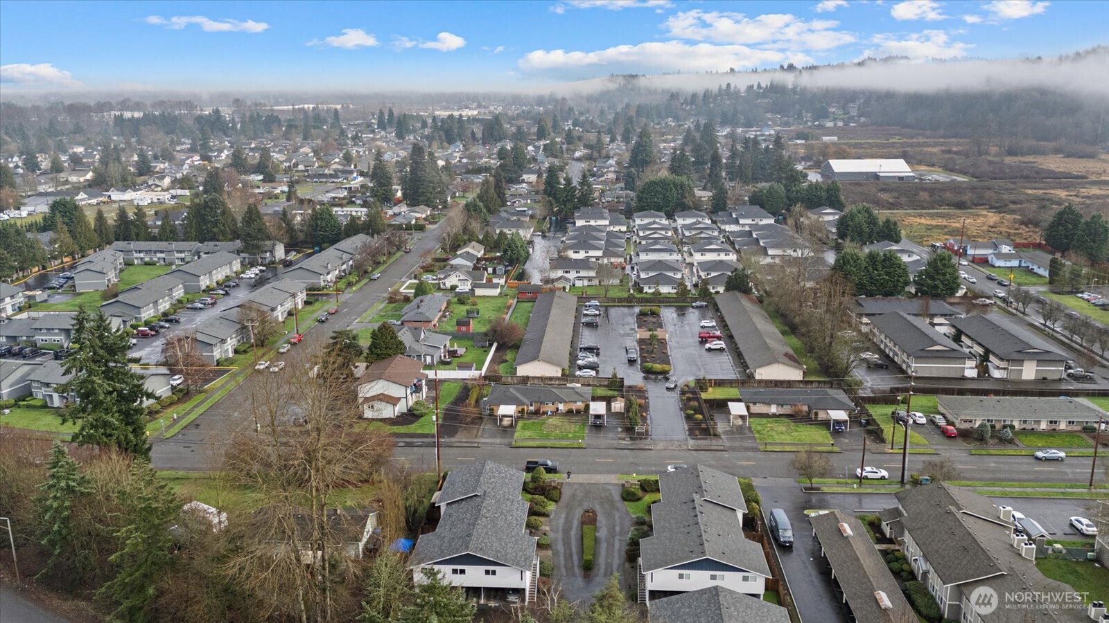1016 9th Street SE Puyallup WA 98372