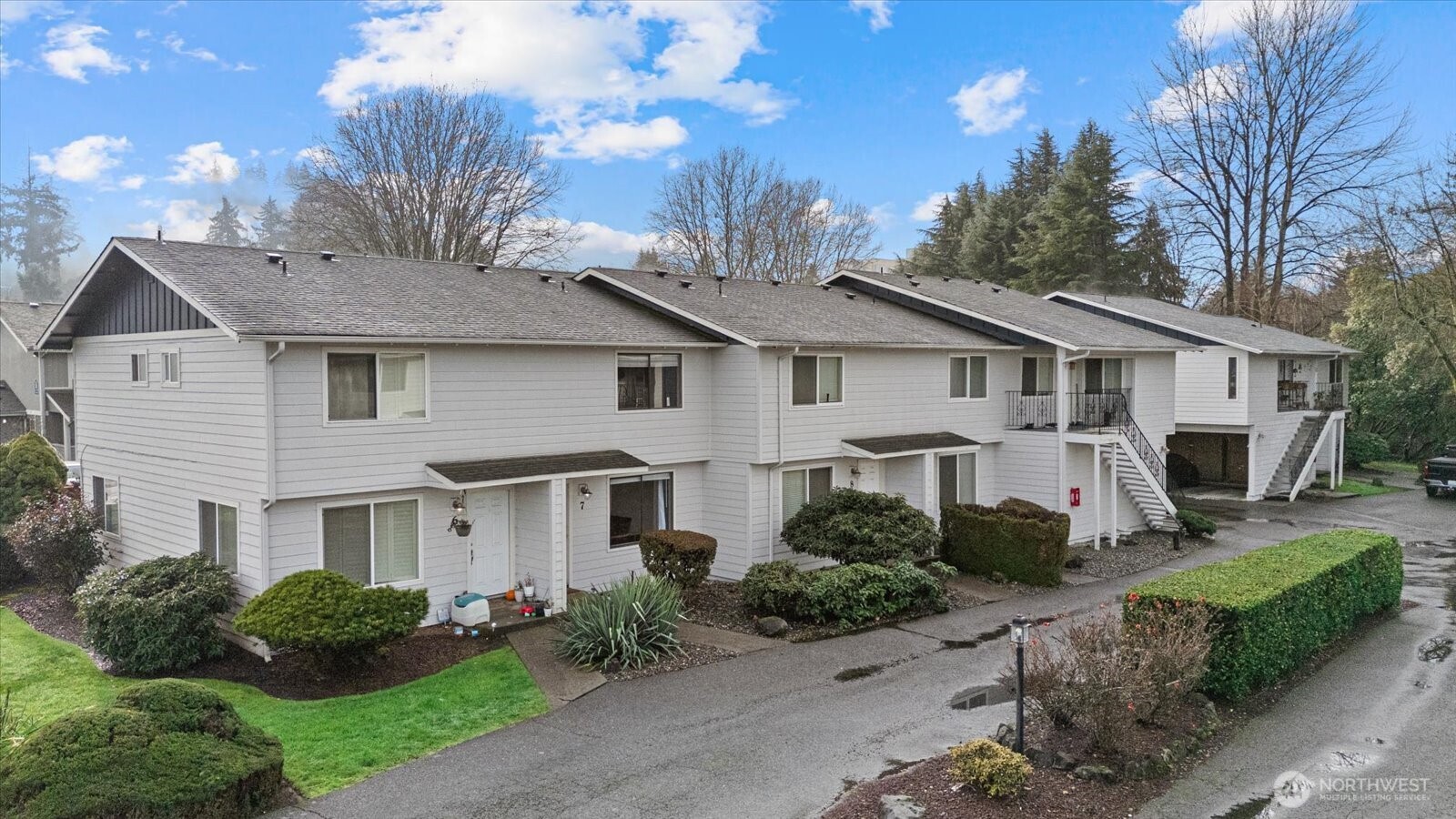 1016 9th Street SE Puyallup WA 98372