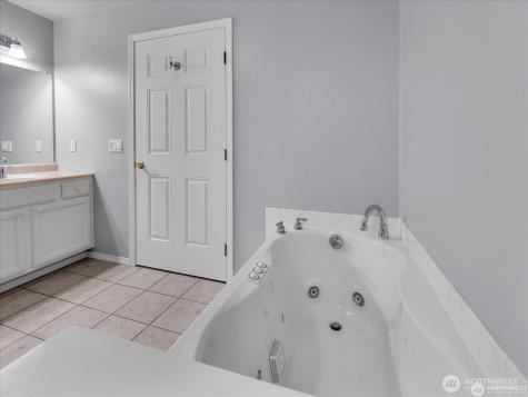 711 Cascade Palms Court Sedro Woolley WA 98284