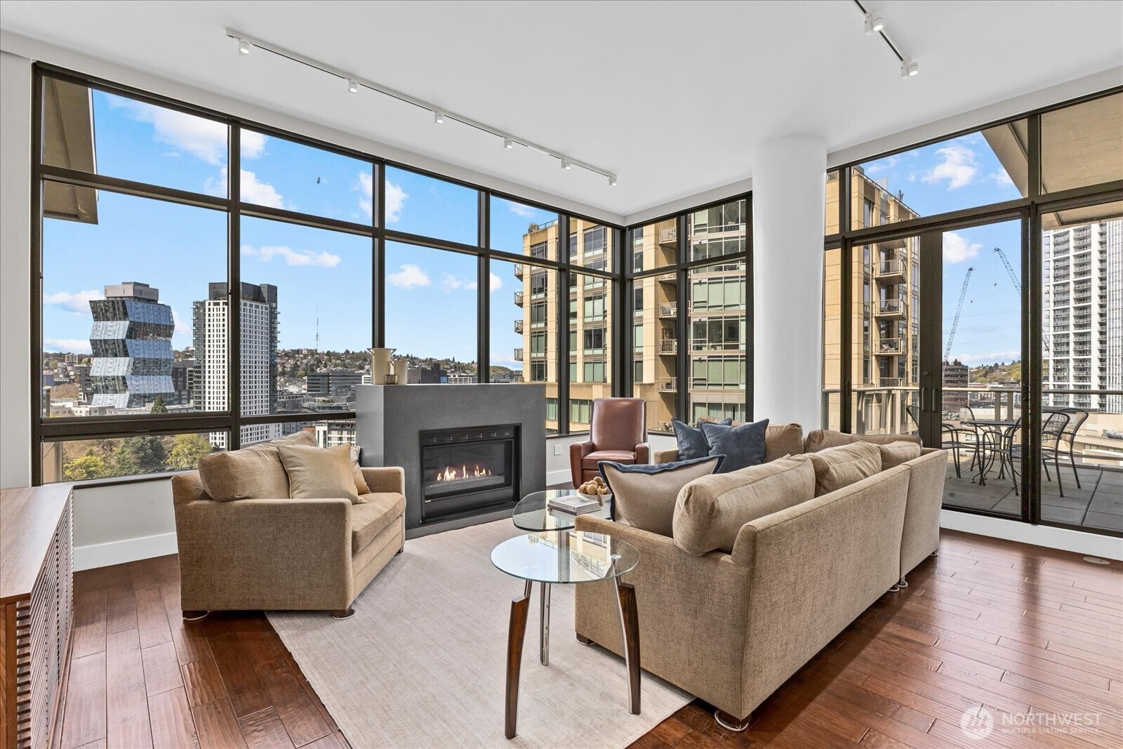 900 Lenora Street Seattle WA 98121