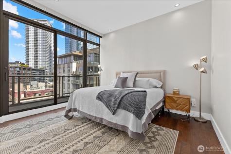 900 Lenora Street Seattle WA 98121