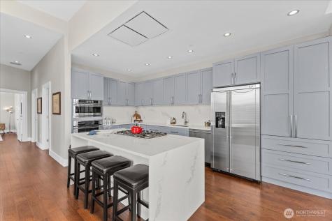 900 Lenora Street Seattle WA 98121