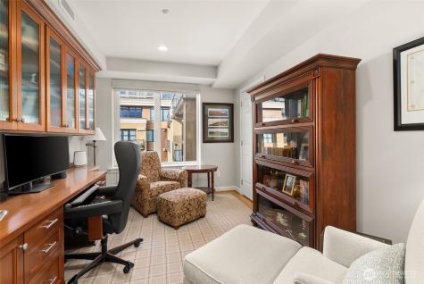 10047 Main Street Bellevue WA 98004