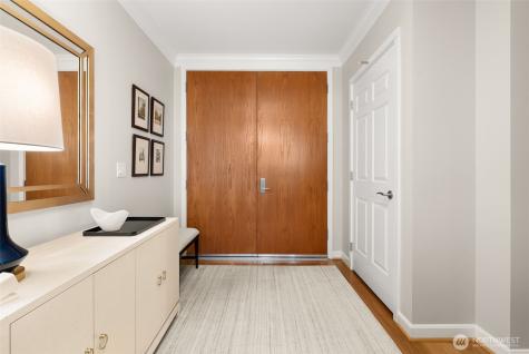 10047 Main Street Bellevue WA 98004