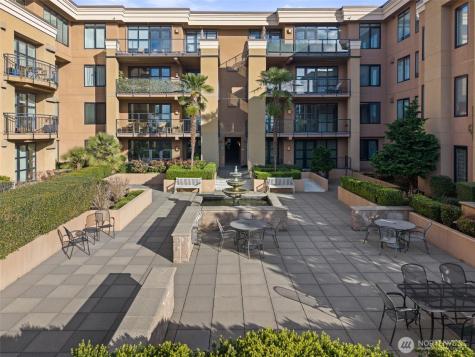 10047 Main Street Bellevue WA 98004